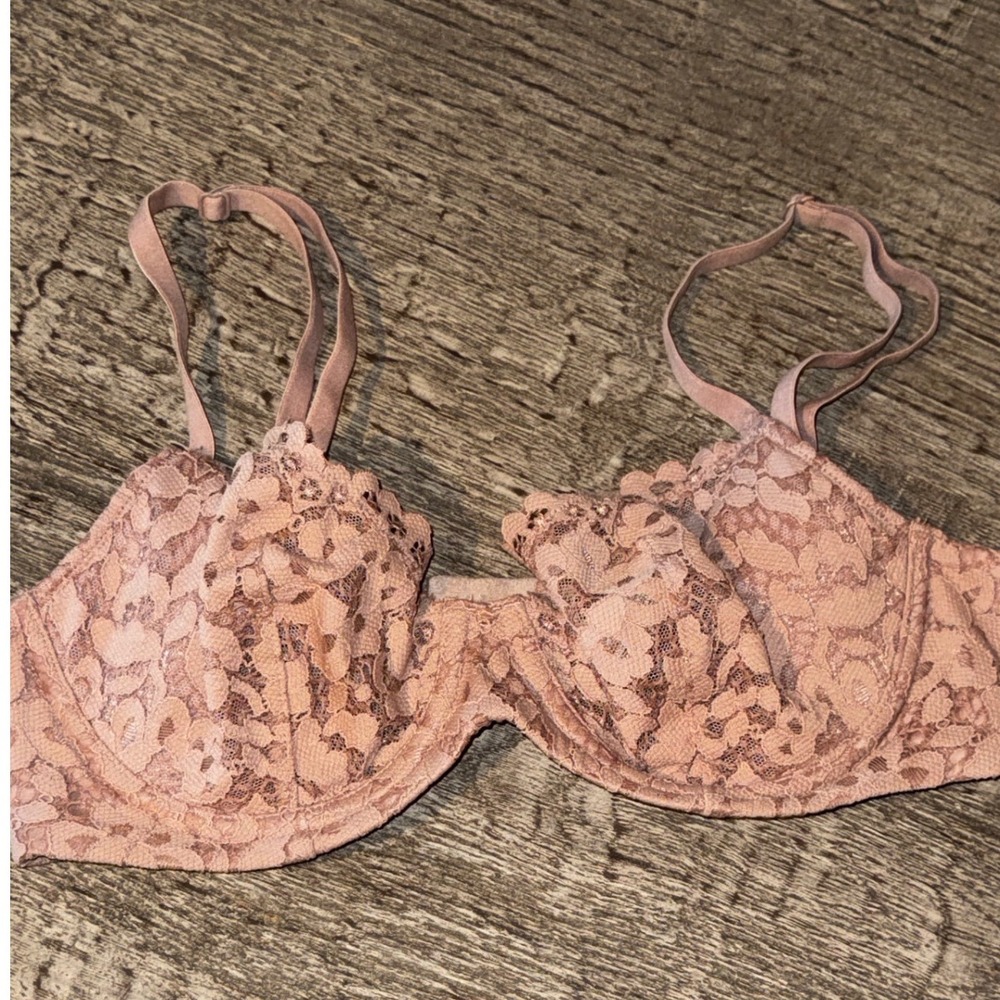 Victoria Secret Body by Victoria Pink Floral Lace Unlined Demi Bra Underwire 34C